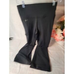 Under Armour Women's‎ Medium Fitted Leggings Flared Black Stretch Pants